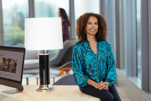 Elizabeth Tchoungui, Directrice Exécutive de la Responsabilité Sociétale et Environnementale d'Orange (photo Benjamin Decoin).