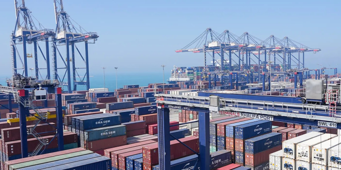 Le terminal CMA CGM de Port Khalifa Port, entre Abu Dhabi et Dubaï (photo D.R.).