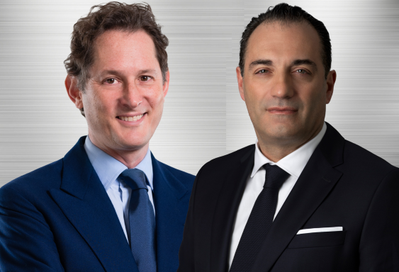 John Elkann et Antonio Filosa (photos Stellantis).