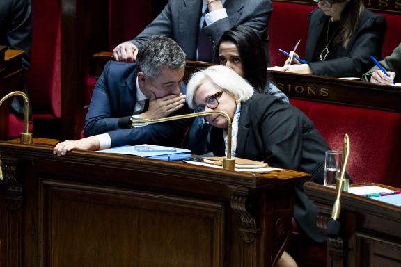 Gérald Darmanin et Catherine Vautrin à l'Assemblée Nationale (photo Magali Cohen / Hans Lucas / AFP).