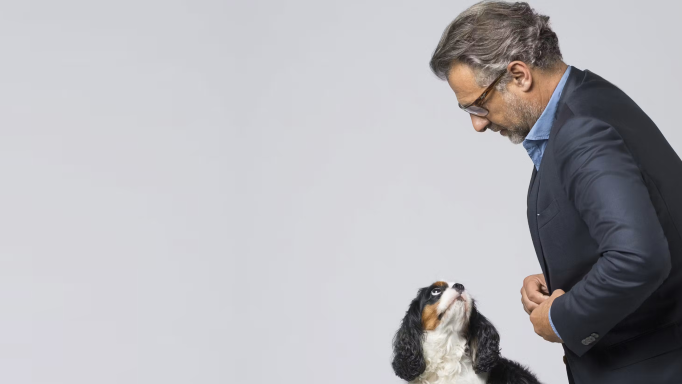 David Abiker et son chien Obi (photo D.R.).
