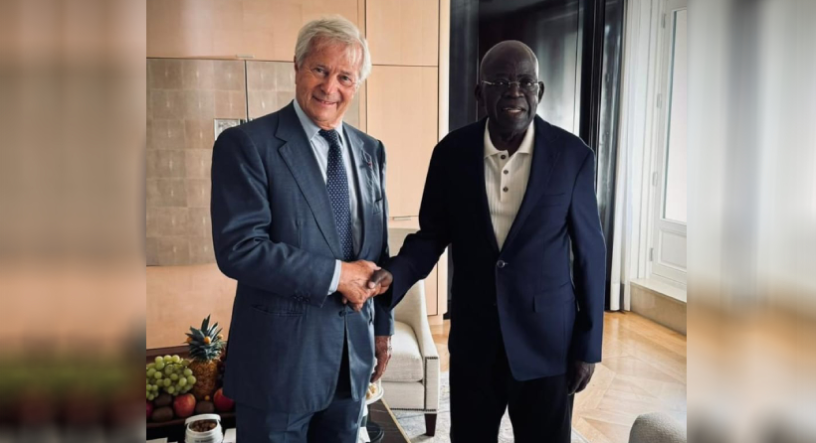 Vincent Bolloré et le président nigérian Bola Tinubu, à Paris (photo D.R.).