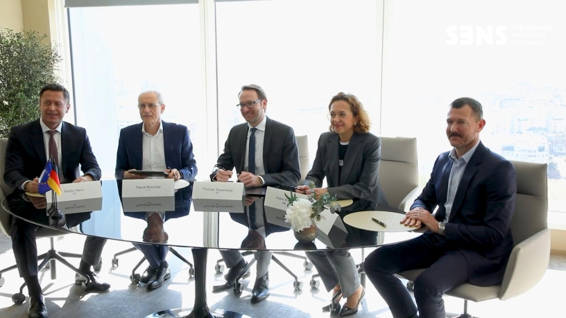 Signature de l'accord entre S3NS et SAP (photo D.R.).