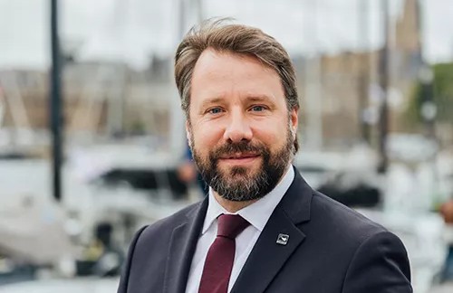 Loïg Chesnais Girard, Président de la Région Bretagne (photo D.R.).