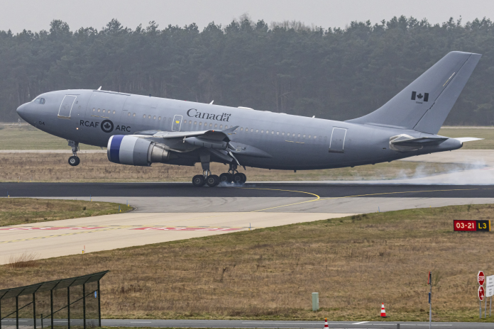 Airbus équipe déjà la Royal Canadian Air Force avec ses A310 MRTT (photo Nicolas Economou/NurPhoto/AFP).