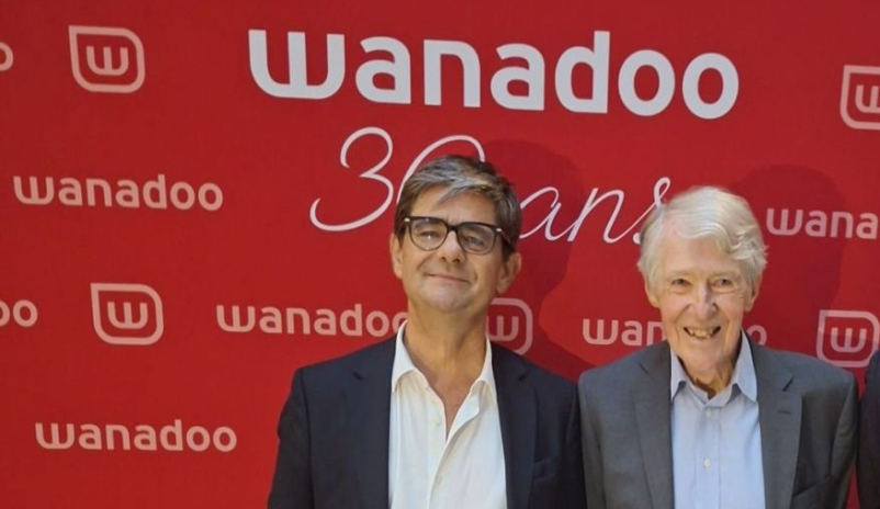 Nicolas Dufourcq, avec Michel Bon, ancien président de France Télécom, à l'occasion des 30 ans de Wanadoo (photo D.R.).