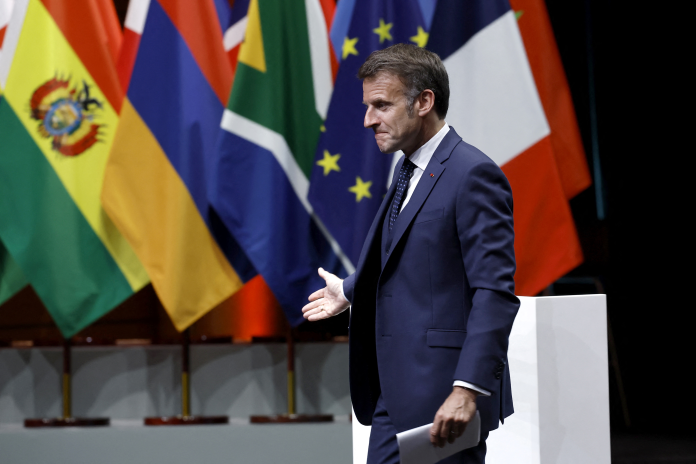 Emmanuel Macron à Lyon, le 7 avril, à l'occasion du sommet World Health Day (photo Christophe Petit/AFP).