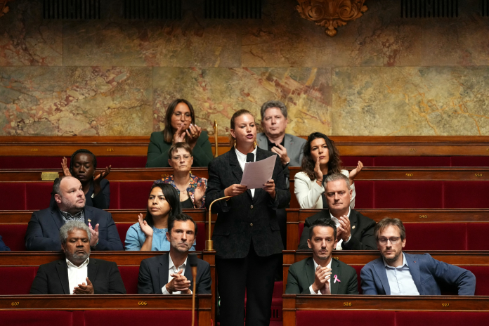 Mathilde Panot et des députés du groupe LFI, à l'Assemblée, le 6 octobre 2026 (photo Dimitar Dilkof/AFP).