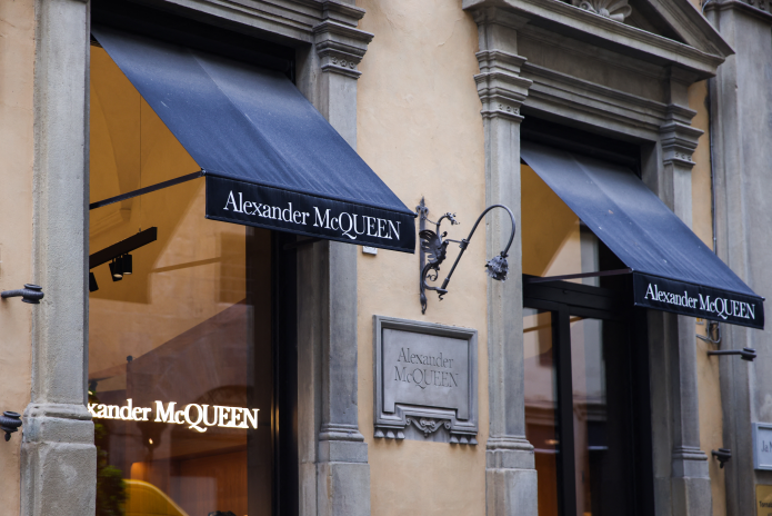 Boutique Alexander McQueen, à Florence, en Italie (photo Beata Zawrzel/NurPhoto/AFP).