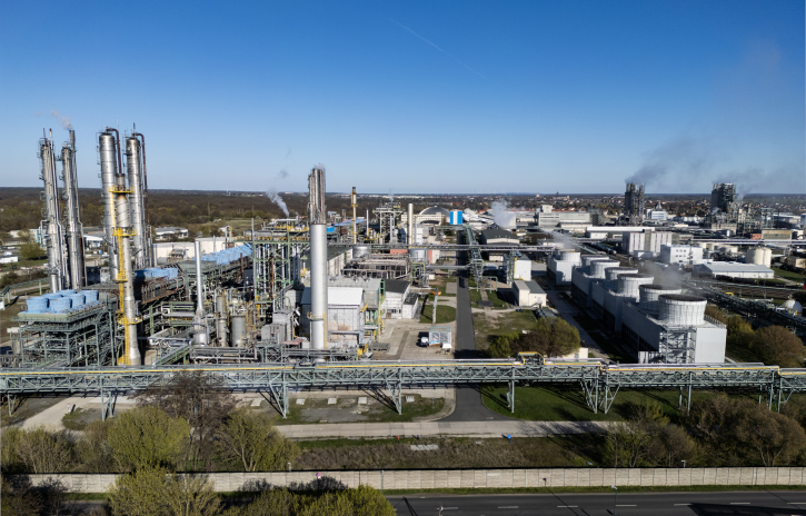 Vue aérienne de l'usine agrochimique SKW Piesteritz, dans le nord de l'Allemagne, premier producteur allemand d'urée (photo John MacDougall/AFP).