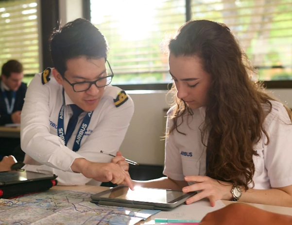 Airbus estime qu'il y aura besoin de 660 000 pilotes dans le monde au cours des 20 prochaines années (photo D.R.).