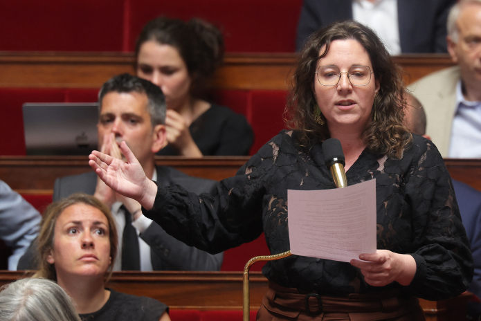 Cyrielle Chatelain, présidente du groupe Écologiste et Social, le 30 juin 2026 à l'Assemblée nationale (photo Kenzo Tribouillard/AFP).
