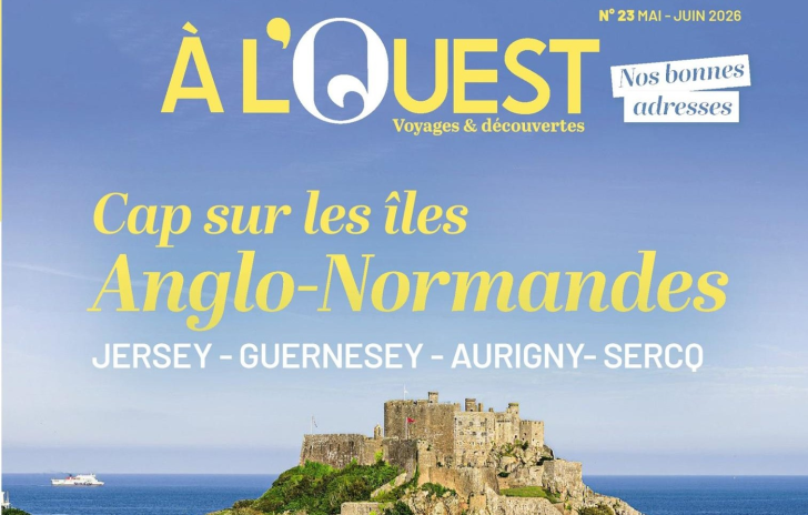 Le dernier numéro de À l’Ouest, bimestriel régional de tourisme du groupe Ouest France (photo D.R.).