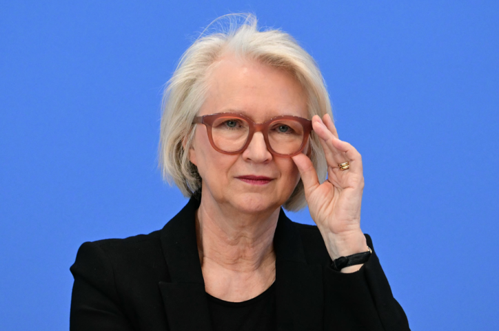 Monika Schnitzer, présidente du Conseil des sages allemands - Tobias SCHWARZ / AFP