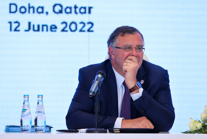 Patrick Pouyanné, le président-directeur général de TotalEnergies - Photo by KARIM JAAFAR / AFP