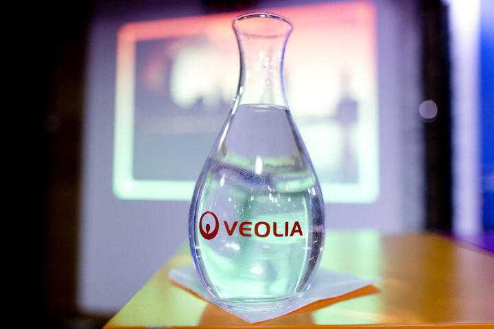 Veolia (Photo by KENZO TRIBOUILLARD / AFP)