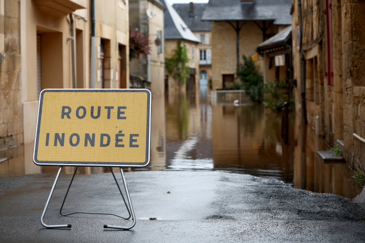 Route inondée. Photo by ROMAIN PERROCHEAU / AFP