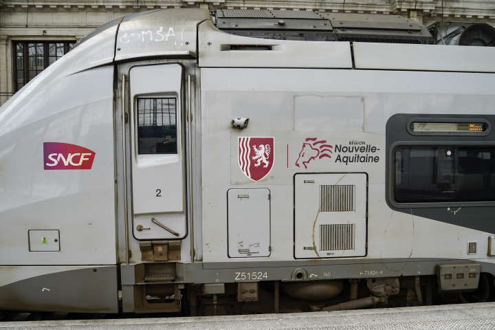 Les investissements des régions notamment dans le ferroviaire vont devoir être financés. Hans Lucas via AFP