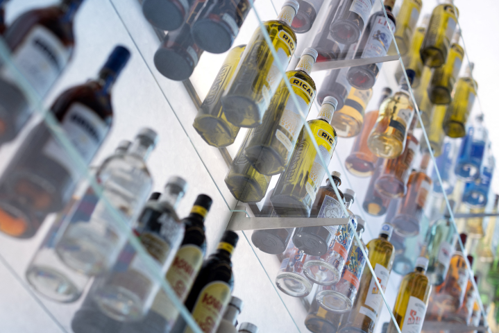 Pernod Ricard (Photo by JOEL SAGET / AFP)