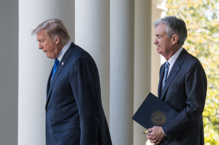 Donald Trump, président des Etats-Unis et Jerome Powell, président de la Réserve fédérale américaine - NICHOLAS KAMM / AFP
