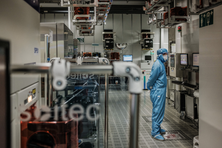 Usine Soitec de Bernin - Photo by JEFF PACHOUD / AFP