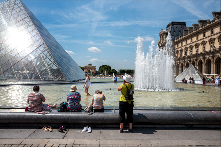 Pyramide du Louvre - Xavier POPY/REA