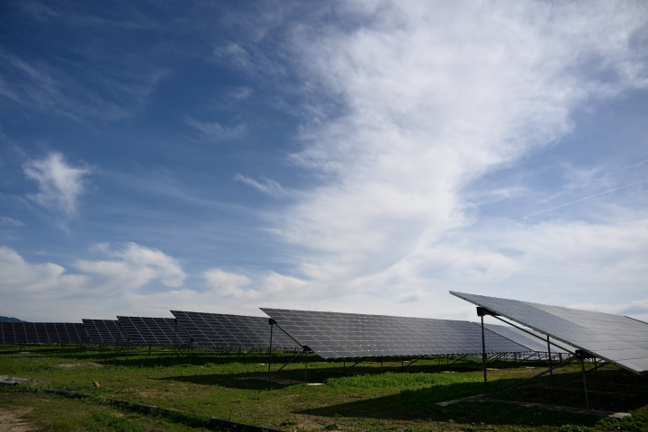 Parc photovoltaïque en France. Photo by CHRISTOPHE SIMON / AFP