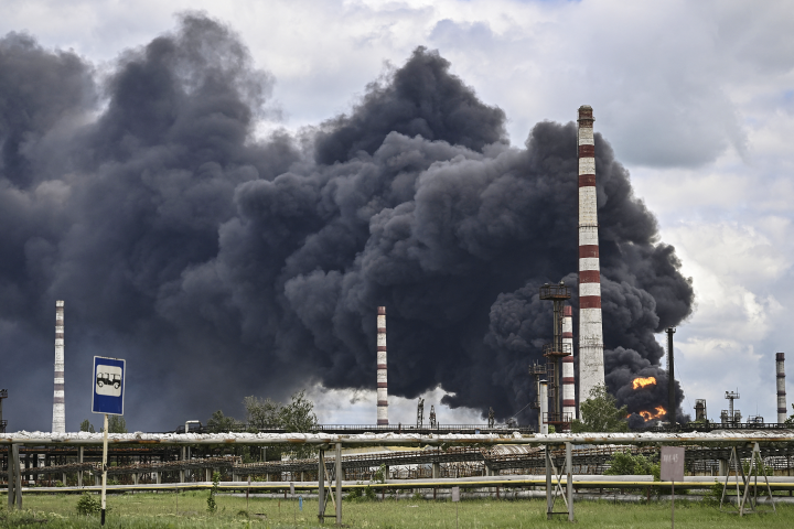 Les fonds activistes réclament de plus en plus aux groupes de prendre en compte les questions environnementales  (Photo by ARIS MESSINIS / AFP)