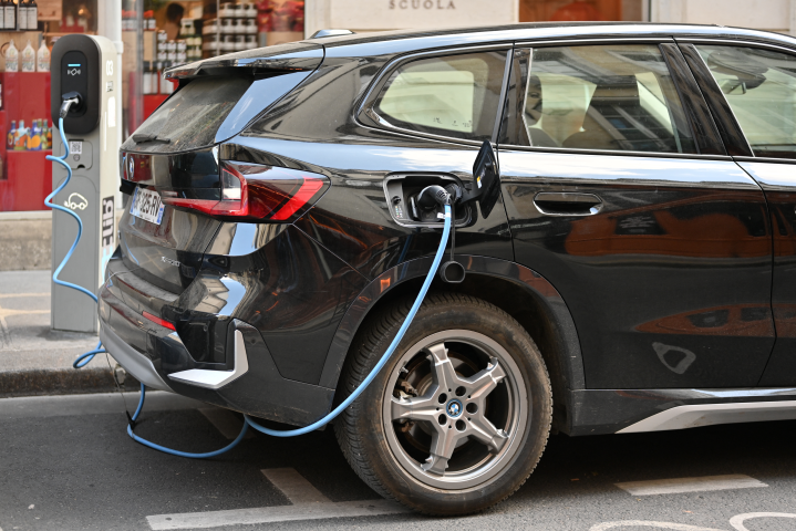Voiture électrique. Photo by Henrique Campos / Hans Lucas via AFP