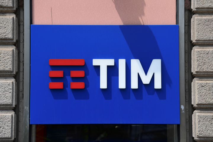 Telecom Italia continue de susciter l'appétit des fonds américain - Photo by Miguel MEDINA / AFP