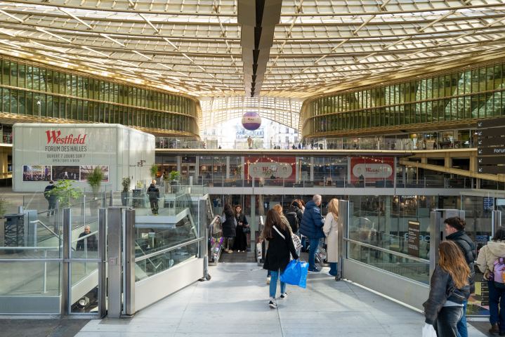 Unibail-Rodamco-Westfield a cédé 15% du Forum des Halles Westfield à CDC Investissement Immobilier - Photo by Stephane Mouchmouche / Hans Lucas / Hans Lucas via AFP