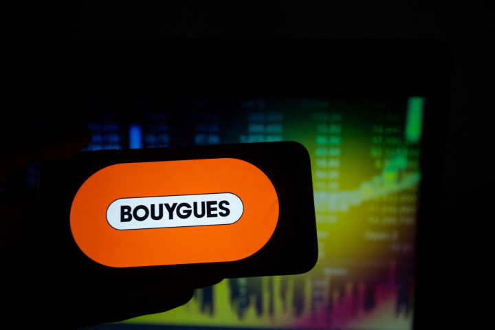 Bouygues (Photo by Alexander Pohl / NurPhoto / NurPhoto via AFP)