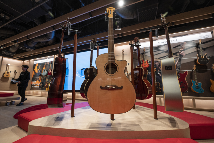 Guitare. Photo by Richard A. Brooks / AFP