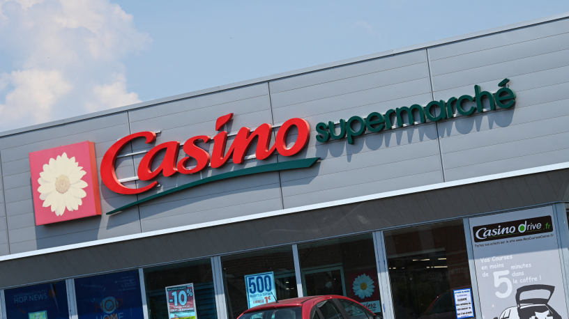 Casino enregistre une première amélioration de son trafic clientèle - Photo by DENIS CHARLET / AFP