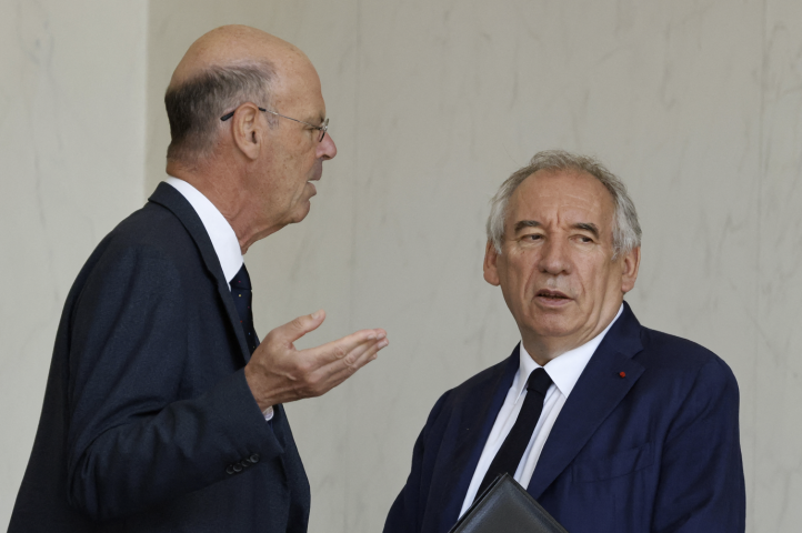 Eric Lombard, ministre de l'Economie et des Finances, et François Bayrou, Premier ministre - Ludovic MARIN / AFP