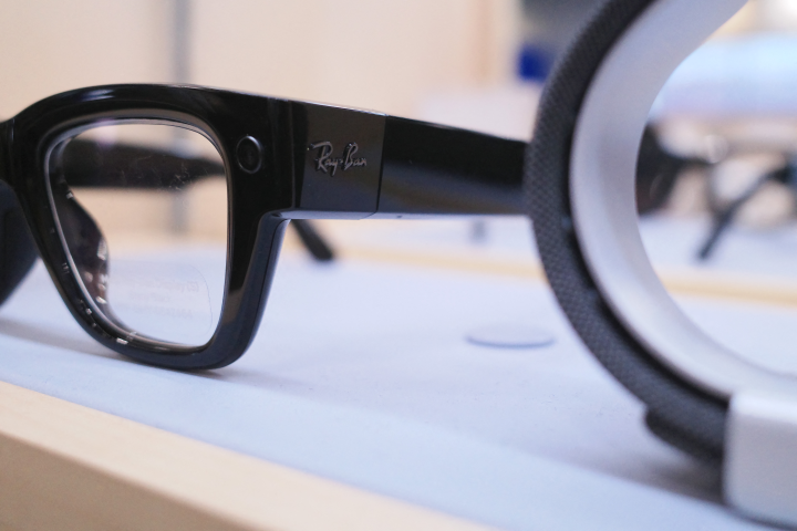 Meta's Ray-Ban Glasses. (Photo : Michael M. Santiago / GETTY IMAGES NORTH AMERICA / Getty Images via AFP)