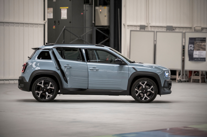 Renault 4 Electrique 2025 (Photo by Arthur N. Orchard / Hans Lucas via AFP)