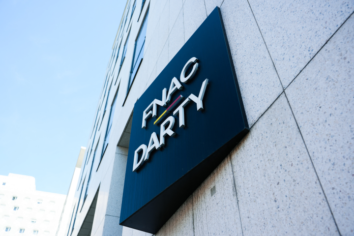 Fnac Darty (Photo by Daniel Dorko / Hans Lucas / Hans Lucas via AFP)