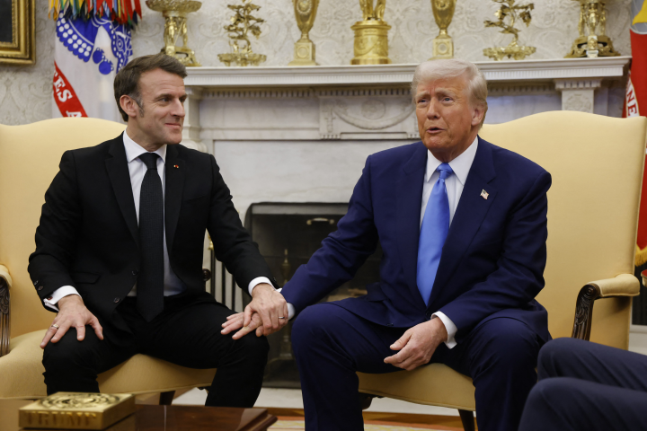 Emmanuel Macron et Donald Trump - Photo par LUDOVIC MARIN / AFP
