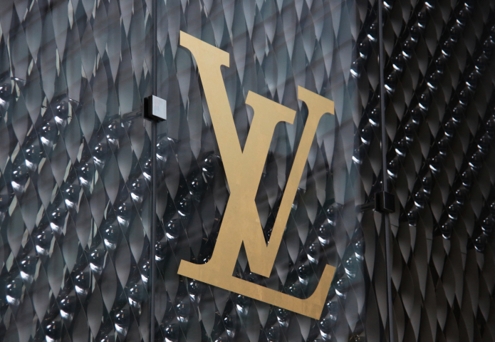 Louis Vuitton (LV) in Tokyo, Japan / company logo (Photo by Norikazu Tateishi / Yomiuri / The Yomiuri Shimbun via AFP) 