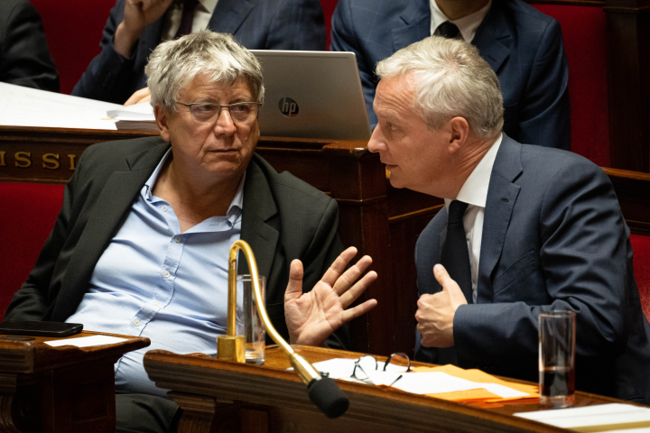 Eric Coquerel, président de la commission des Finances et Bruno Le Maire, ministre de l'Economie et des Finances (©Eric TSCHAEN/REA)