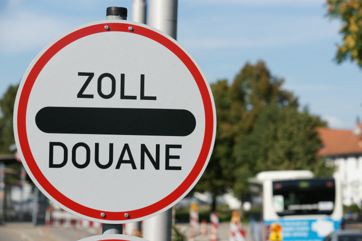 Frontière suisse (Photo by Mandoga Media / dpa Picture-Alliance via AFP)