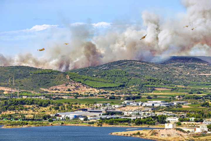 Feu de forêt en France. Photo by Bruno DE HOGUES / ONLY FRANCE / Only France via AFP