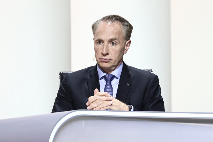 Thomas Buberl, le directeur général d'AXA (Photo by Thibaud MORITZ / AFP)