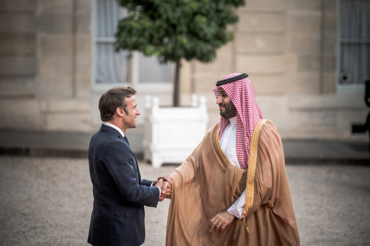 Emmanuel Macron et MBS  (Photo by Arthur Nicholas Orchard / Hans Lucas / Hans Lucas via AFP)