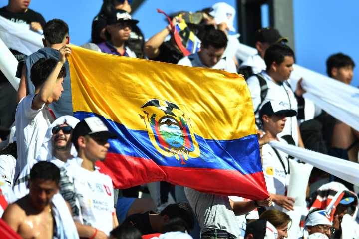 Drapeau de l'Équateur. Photo by Marcelo Endelli / Getty Images South America / Getty Images via AFP