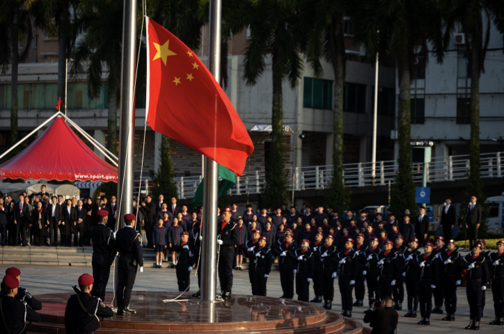 Drapeau chinois. Photo by Eduardo Leal / POOL / AFP