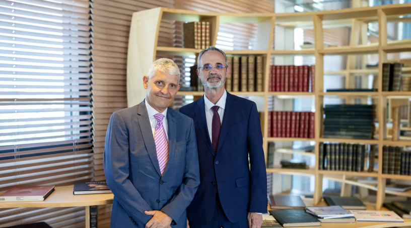 Olivier Gavalda, PDG du Crédit Agricole, et Manuel Yebra, PDG de BCC-Grupo Cajamar.