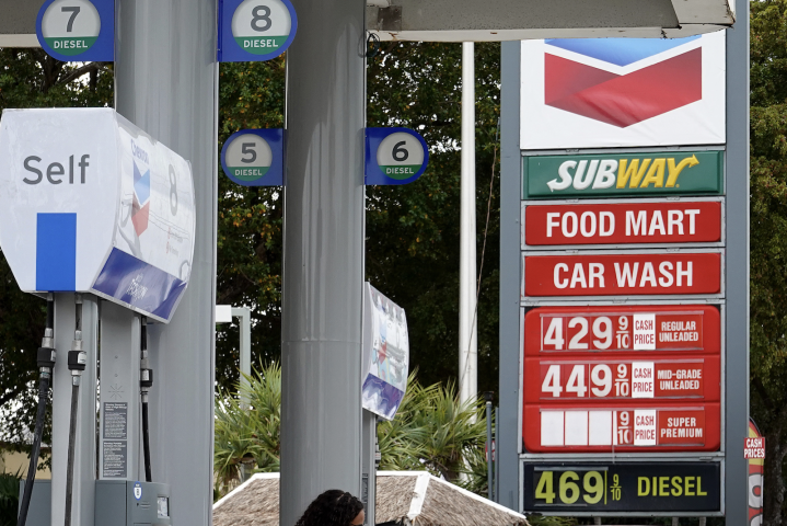 Station service aux États-Unis. JOE RAEDLE / GETTY IMAGES NORTH AMERICA / Getty Images via AFP