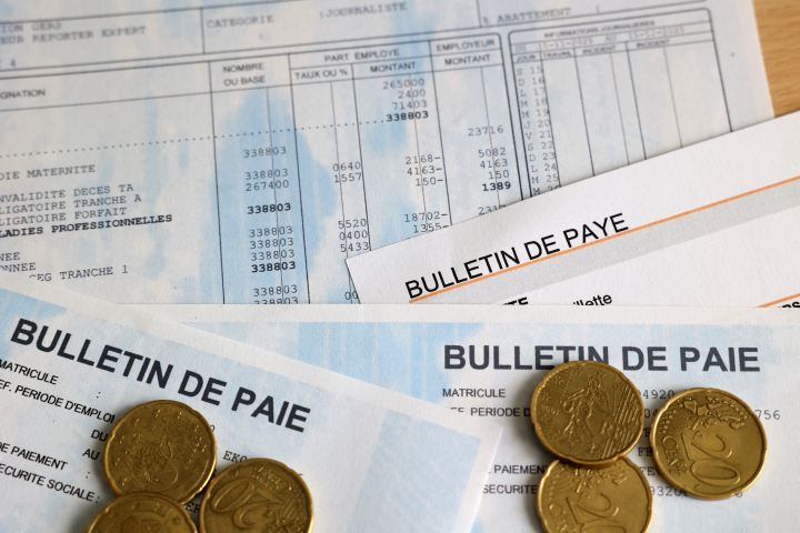 Bulletin de paie. Photo par SEBASTIEN LAPEYRERE / HANS LUCAS / HANS LUCAS VIA AFP